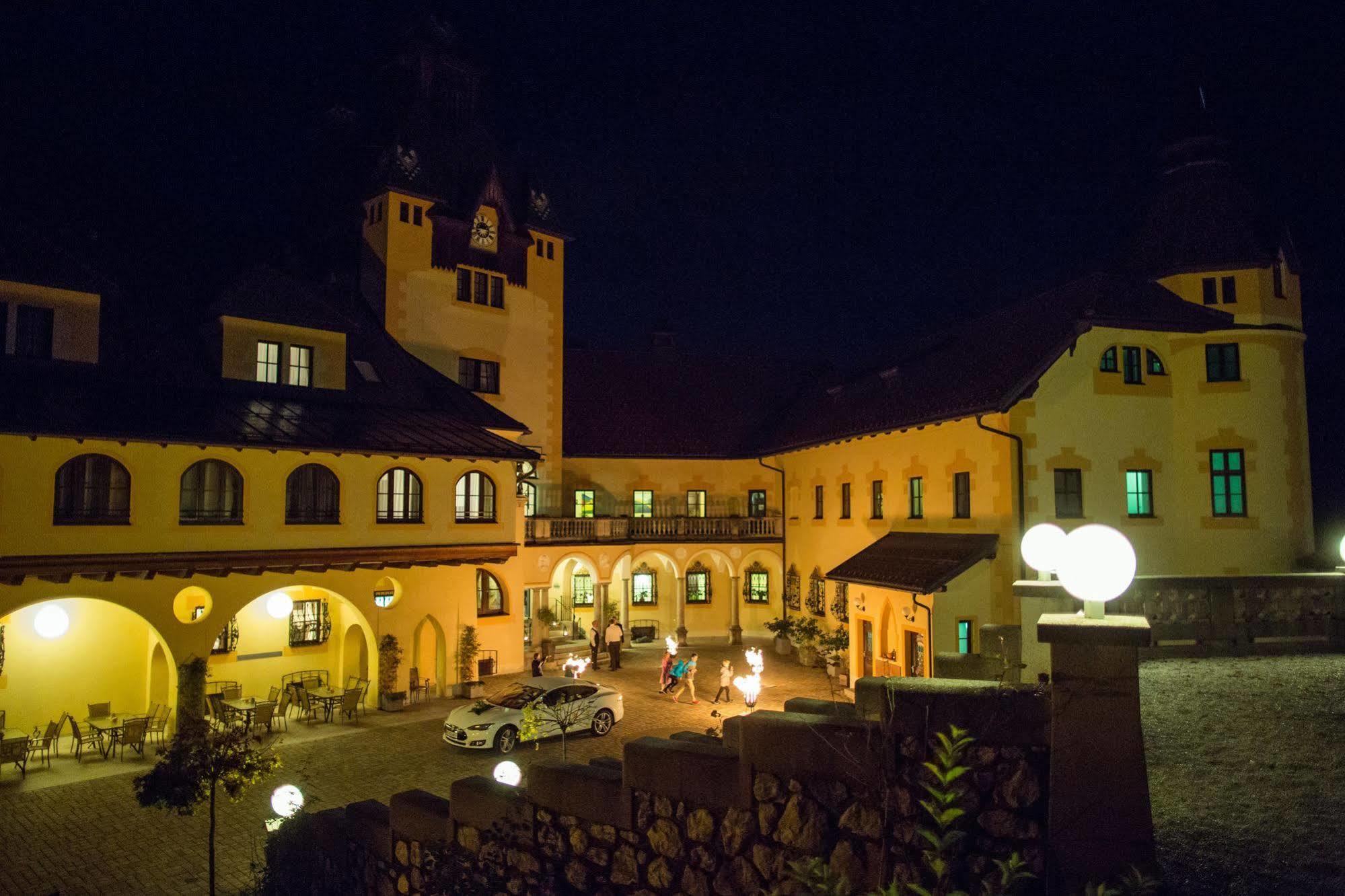 Naturhotel Schloss Kassegg Санкт-Галлен Екстер'єр фото